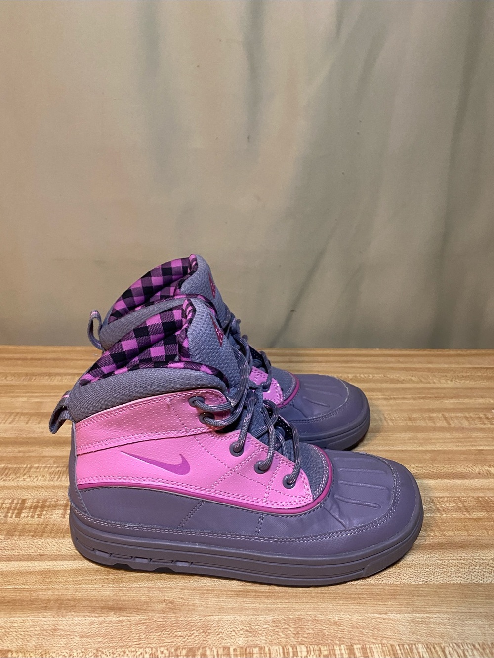 Nike  ACG Woodside II High Pink Shell Purple Duck Boots 2.5Y